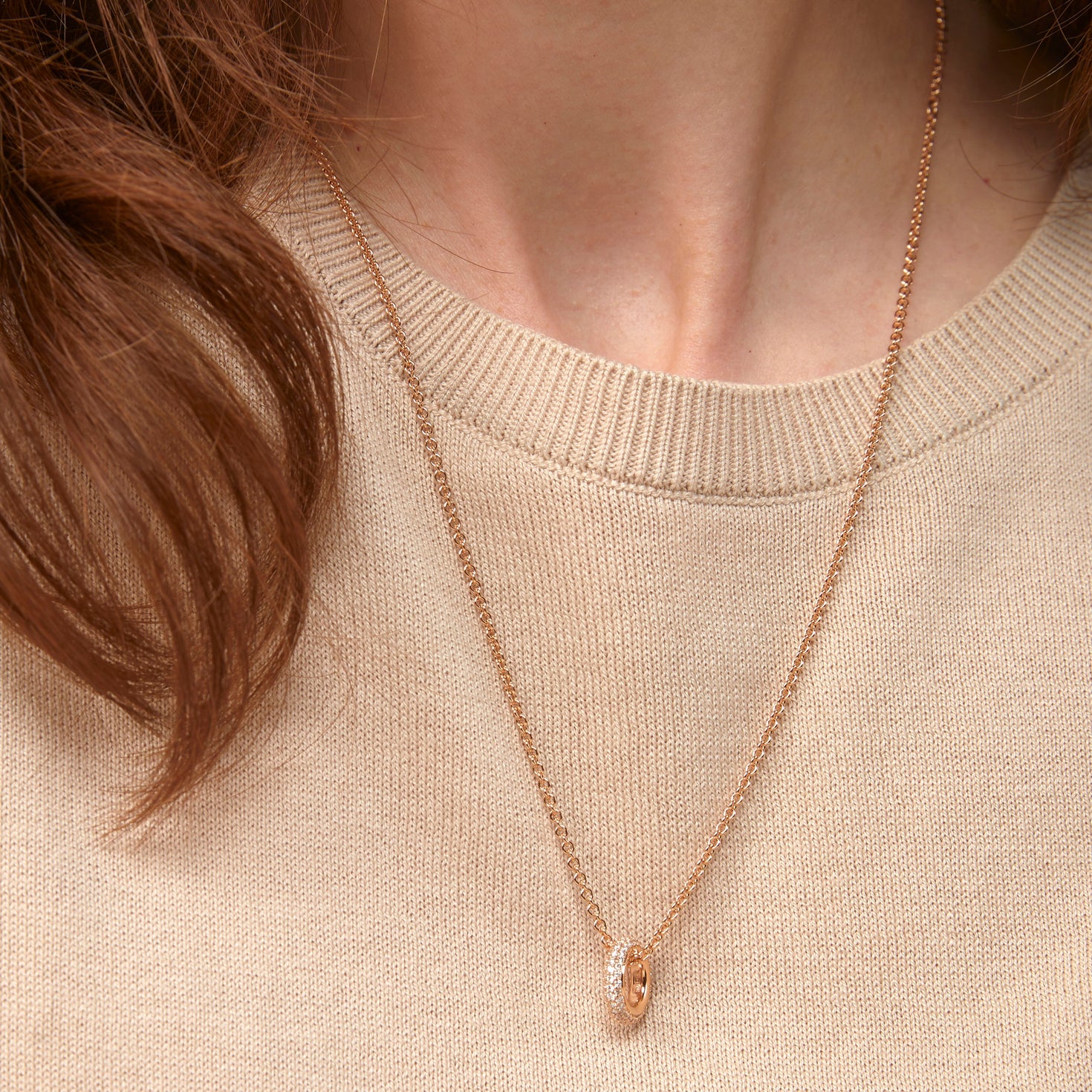 Lux hanger & collier Lux hanger & collier