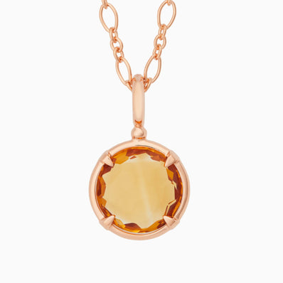 Mira Mira hanger & collier Mira Mira hanger & collier