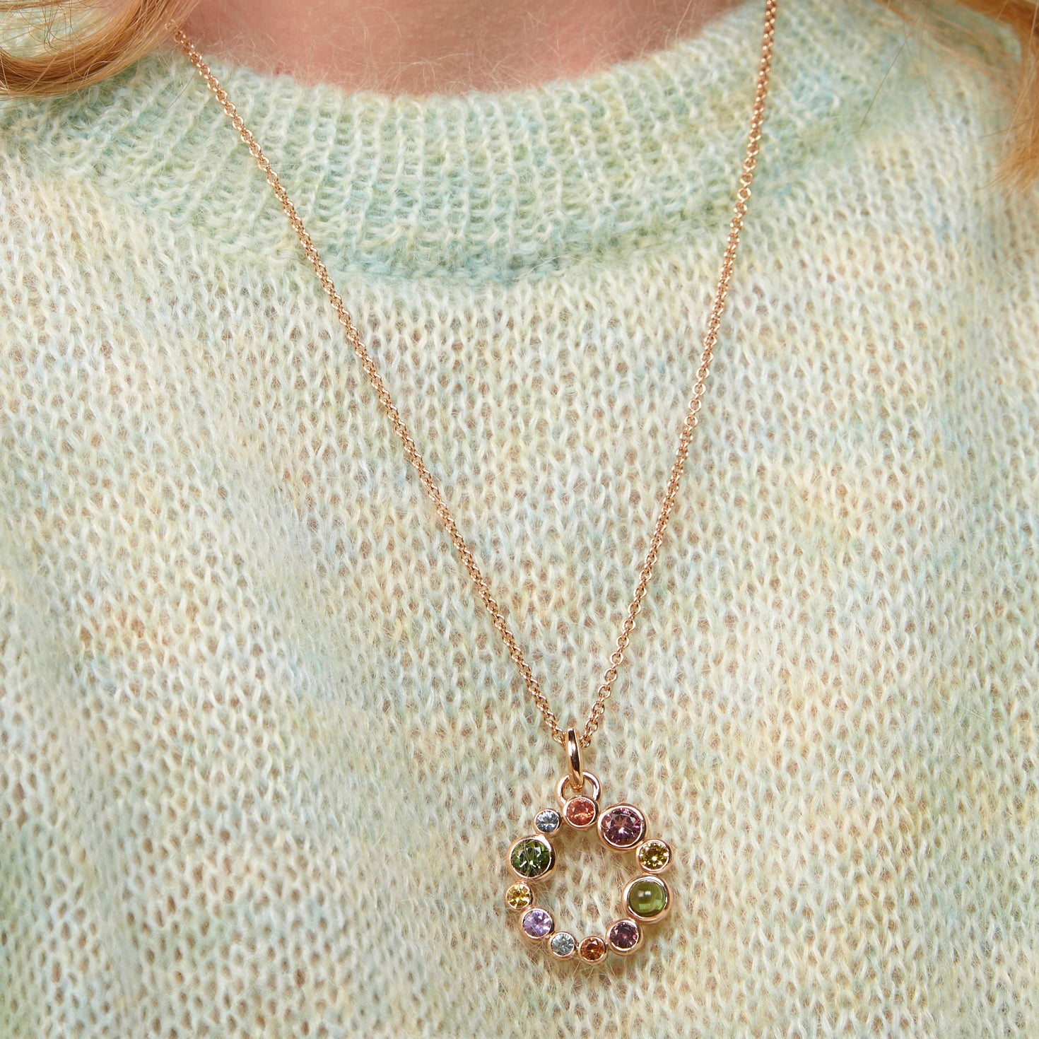 Confetti hanger & collier