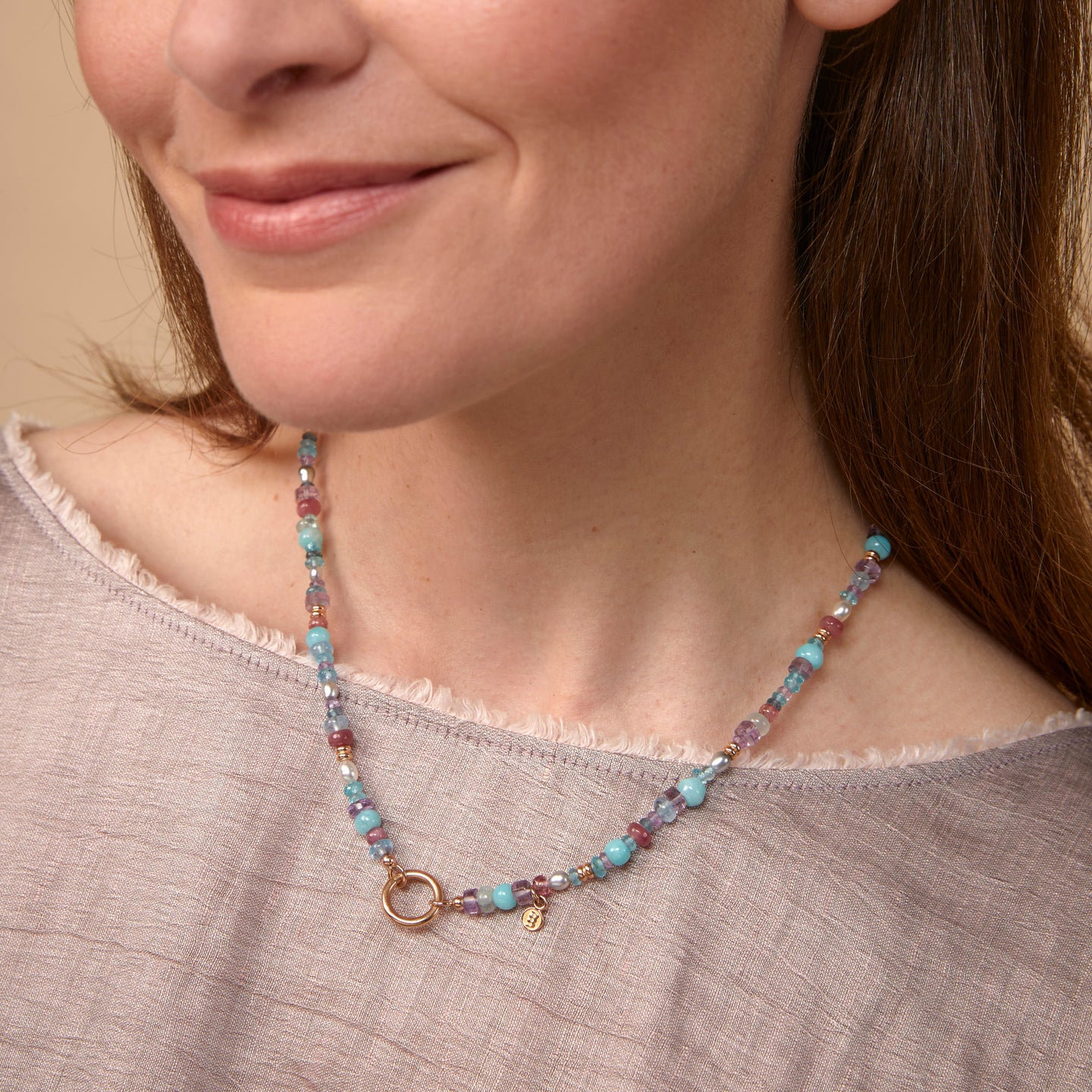Edelstenen collier