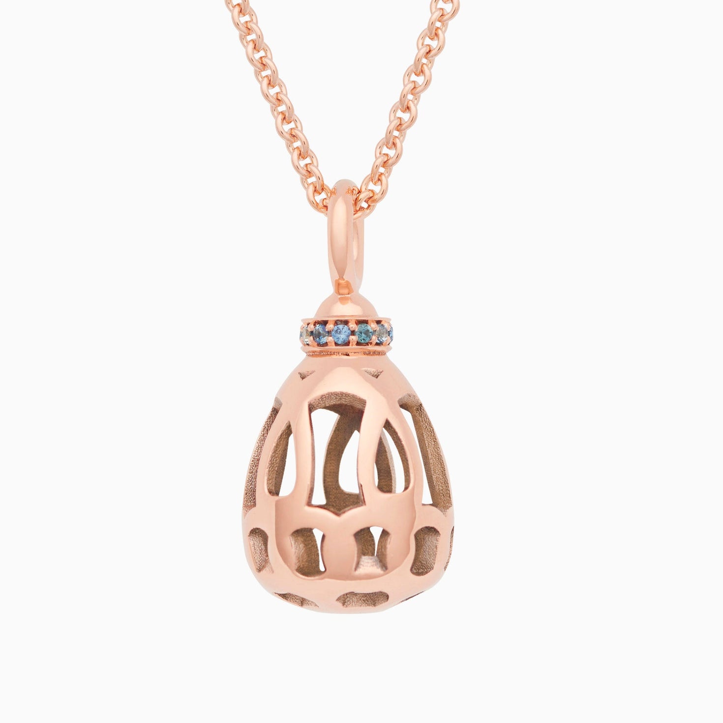 Toujours Ajour hanger & collier