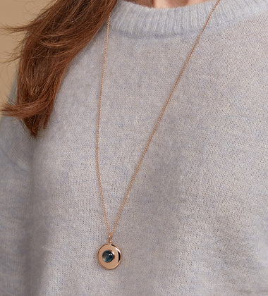 Sushi hanger & collier
