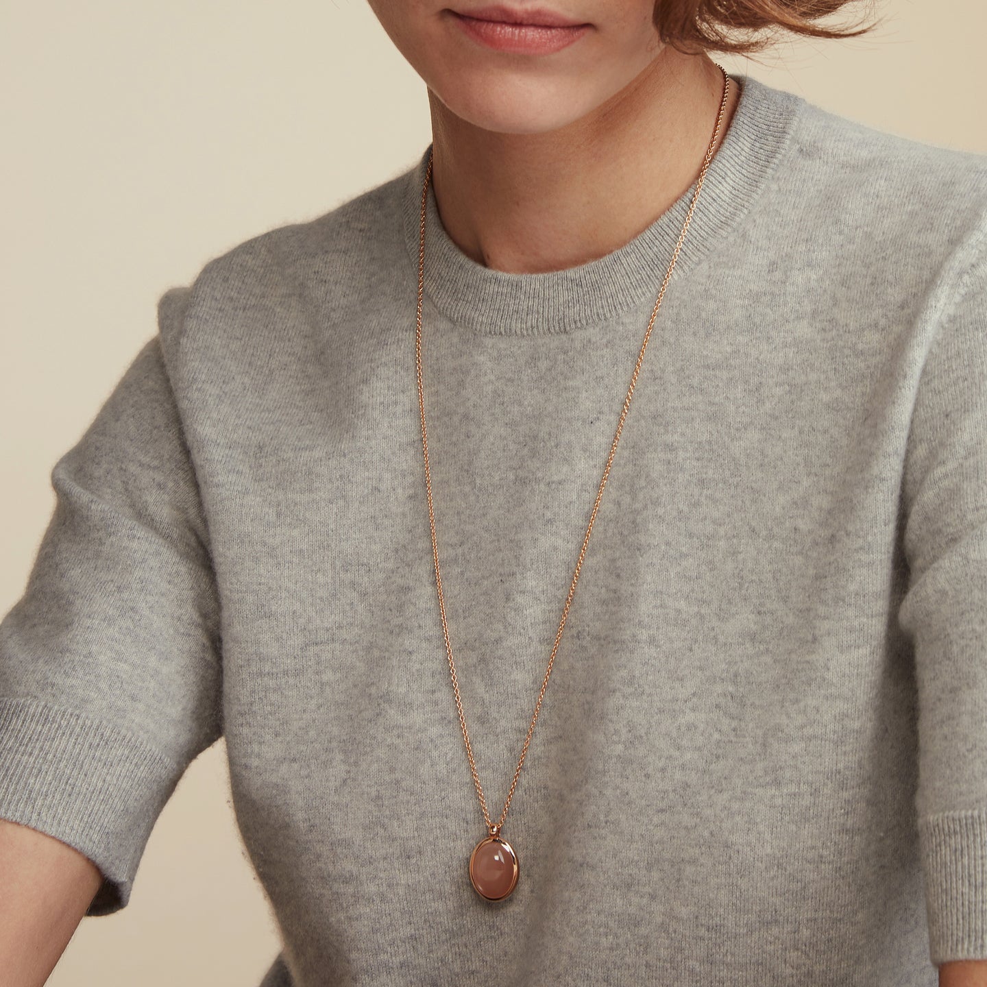 Sushi hanger & collier