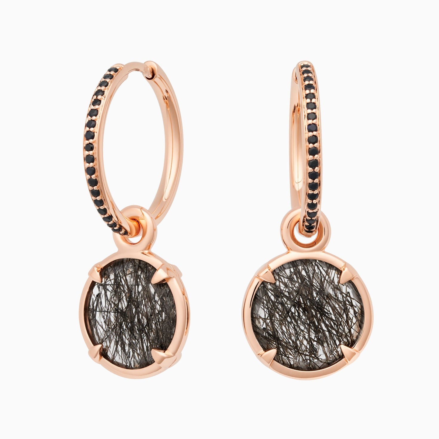 Mira Mira oorsieraden