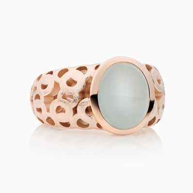 Toujours Ajour ring