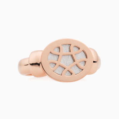 Toujours Ajour ring