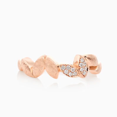 Poppy Petal ring