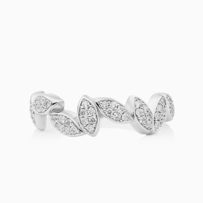 Poppy Petal ring