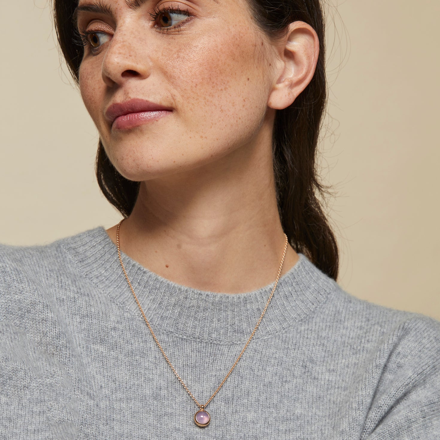 Sushi hanger & collier