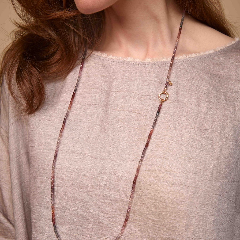 Edelstenen collier