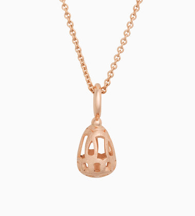 Toujours Ajour hanger & collier
